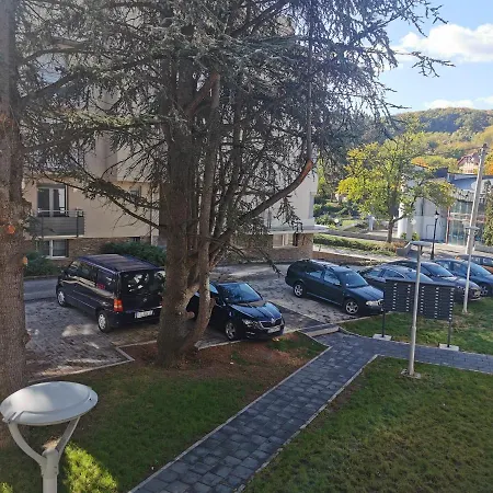 아파트 Ornament Lux